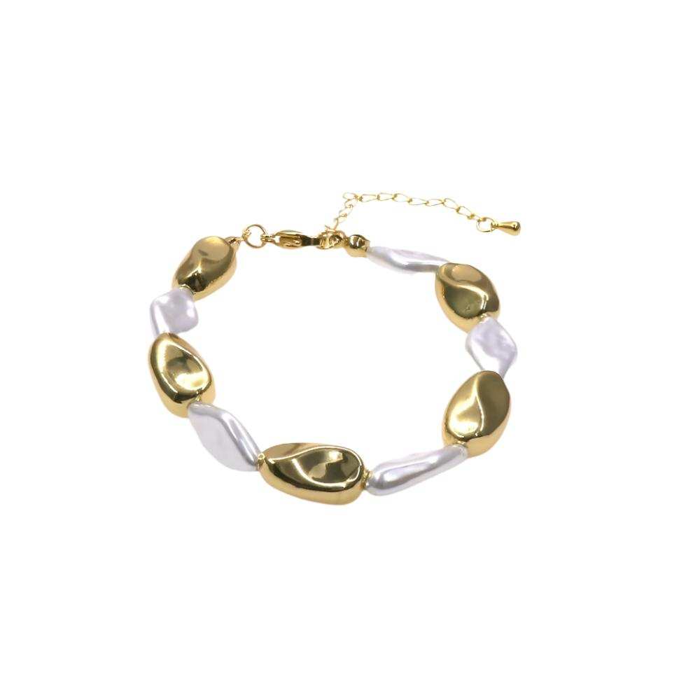 Abstract pearls bracelet with two-tone gold and white irregular pearl design with adjustable chain clasp