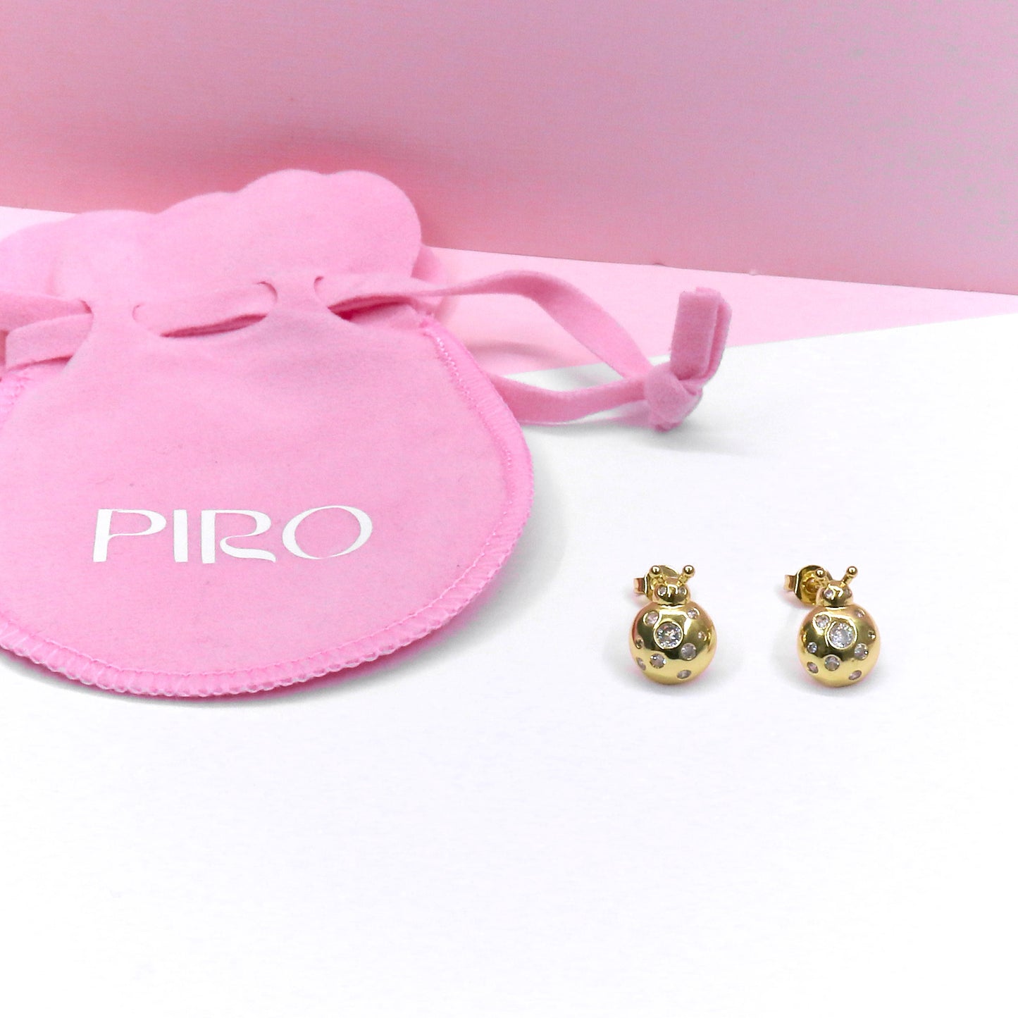 LADYBUG STUD EARRING