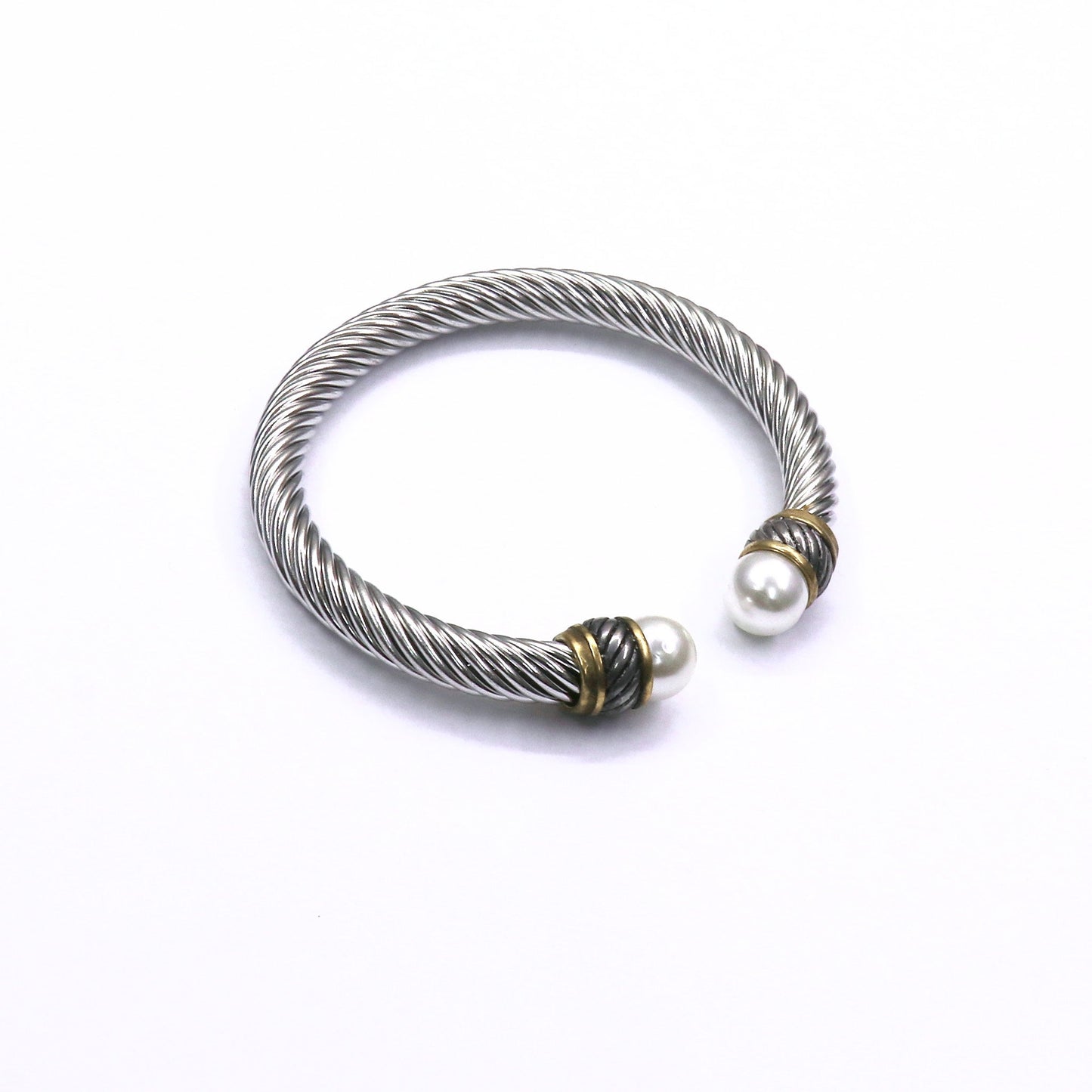 OSEA CHUNKY CABLE bracelet with two large pearls and gold accents