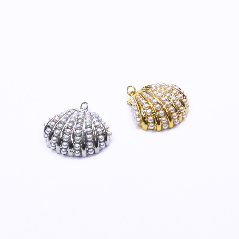 SHELLS AND PEARS