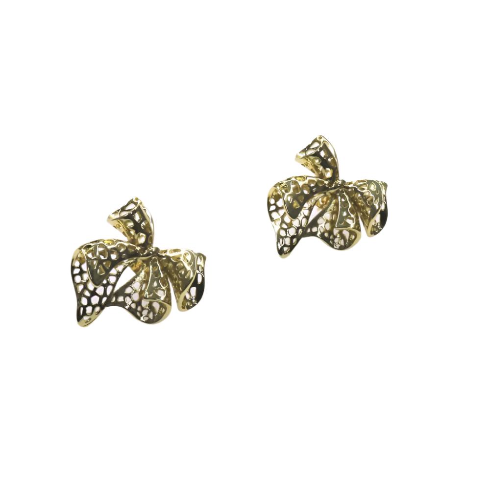 LAZO EARRING ribbon-style elegant stud earrings with intricate cutout design