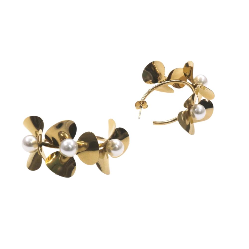 BIG PEAL FLOWER HOOP earrings with pearl accents and sophisticated design