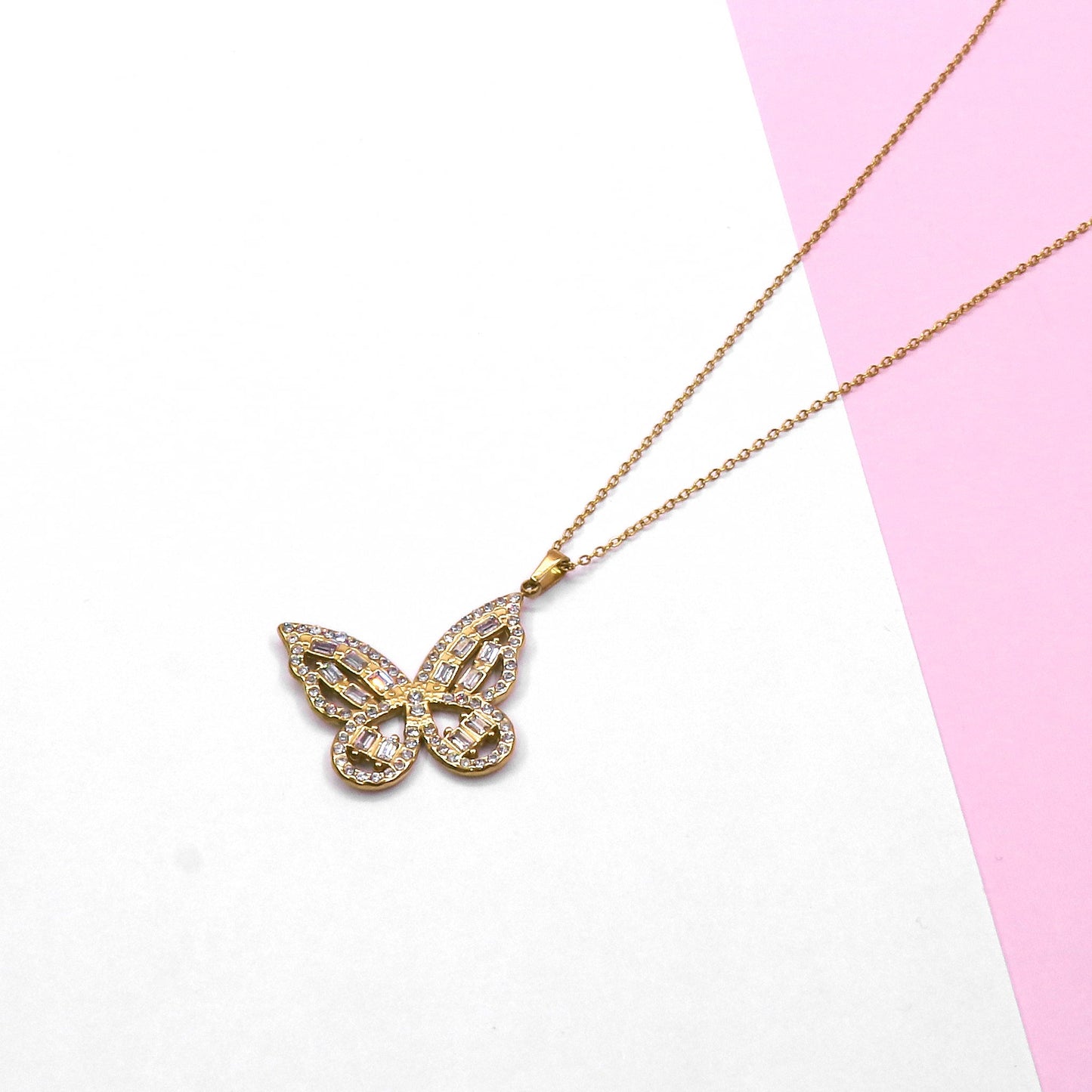 BUTTERFLY BAGUETTE CHAIN necklace with sparkling baguette diamonds on delicate chain