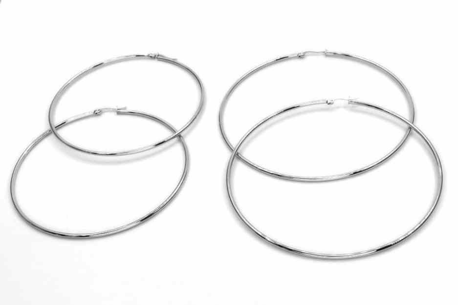 THIN STAINLESS STEEL HOOP