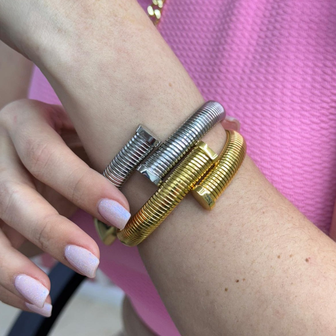 SPRING OPEN BANGLE