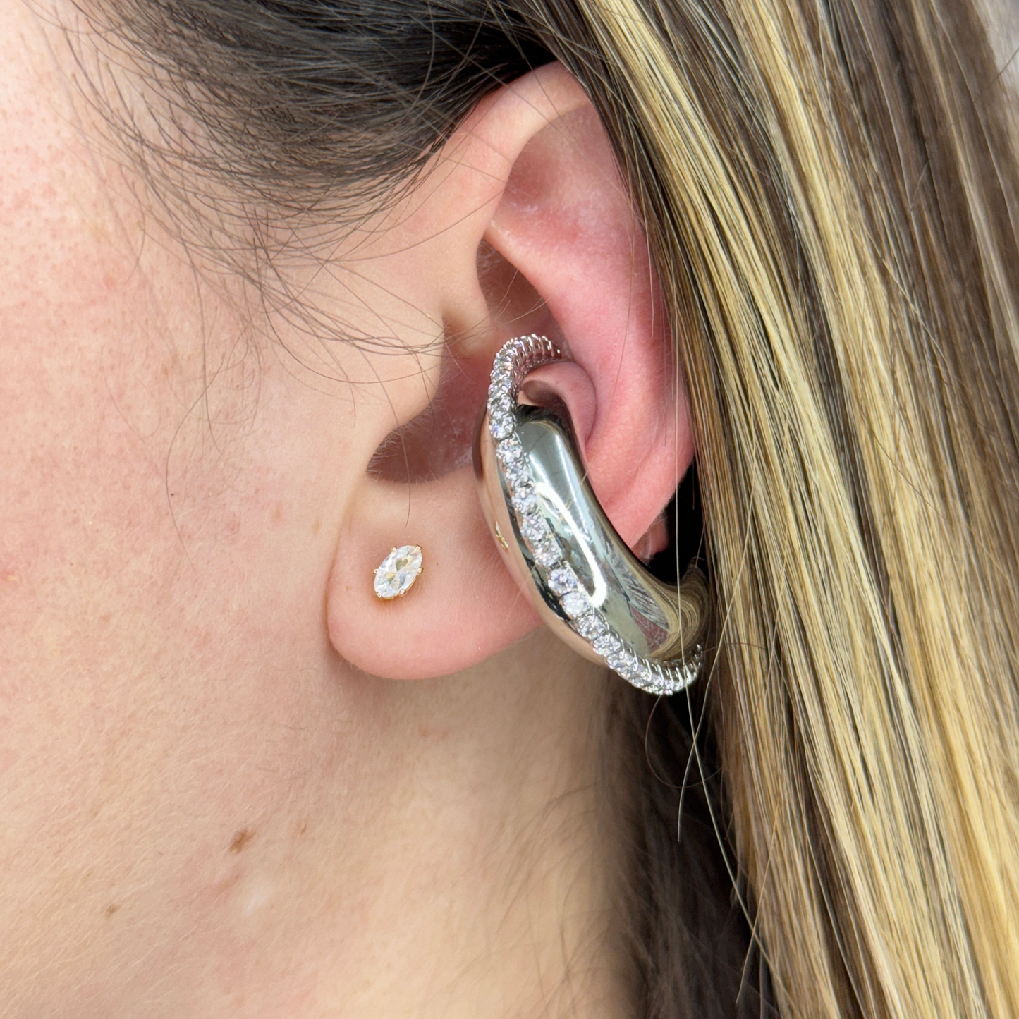 TENNIS CHUNKY EARCUFF