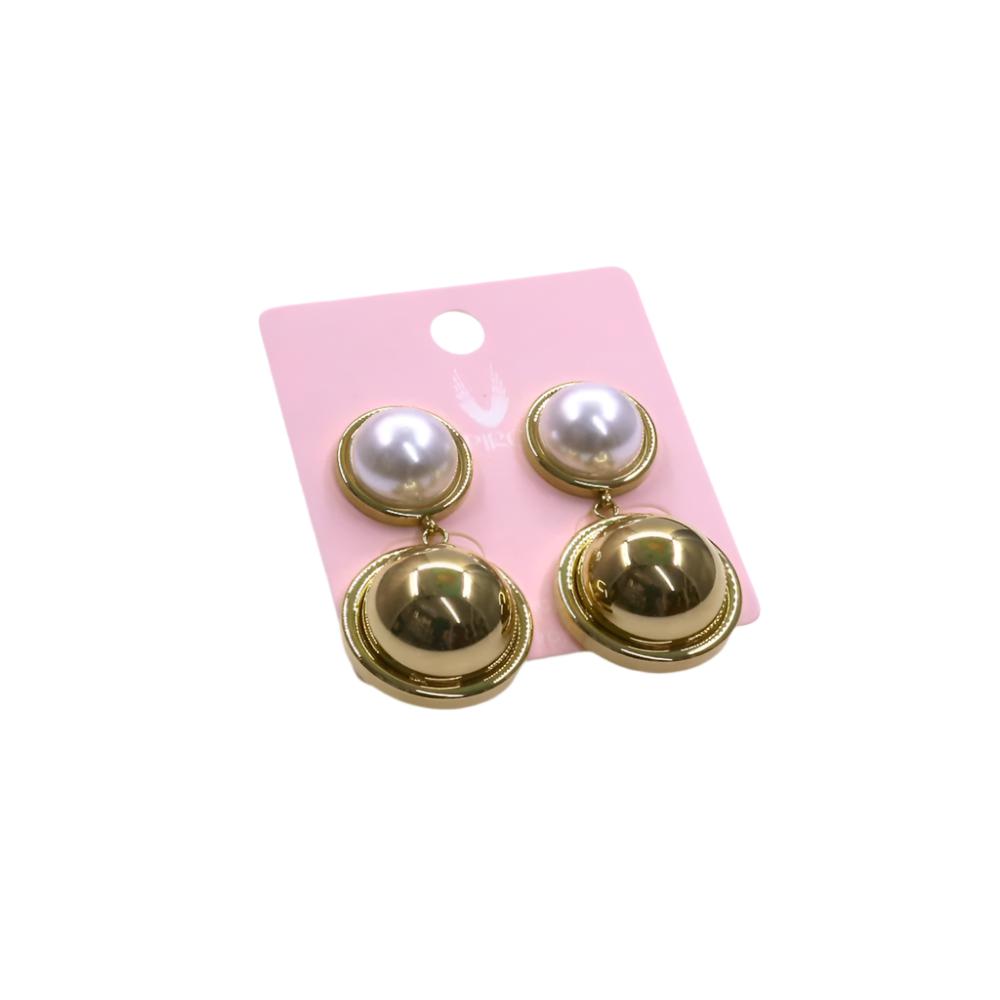 HALF BEAD & PEARL EARRING