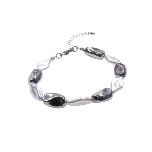 ABSTRACT PEARLS BRACELET