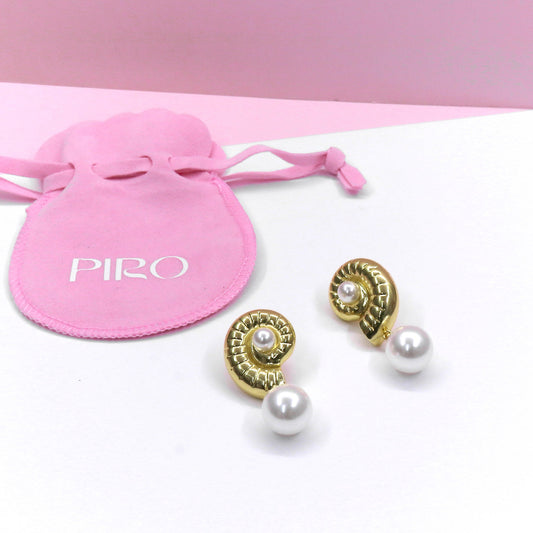 CHUNKY SNAIL EARRING