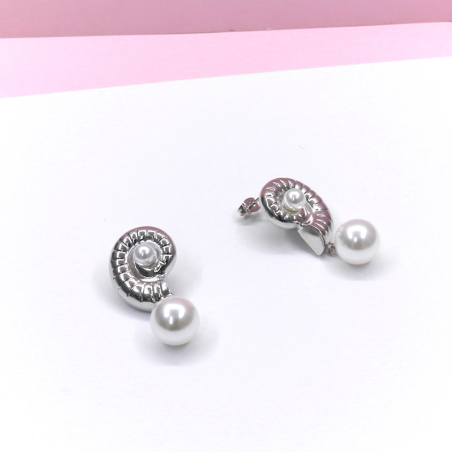 CHUNKY SNAIL EARRING