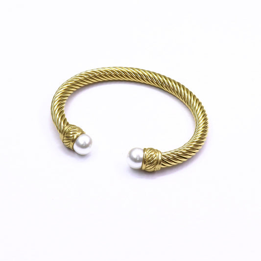 OSEA CHUNKY CABLE bracelet with two large white pearls on stainless steel ends
