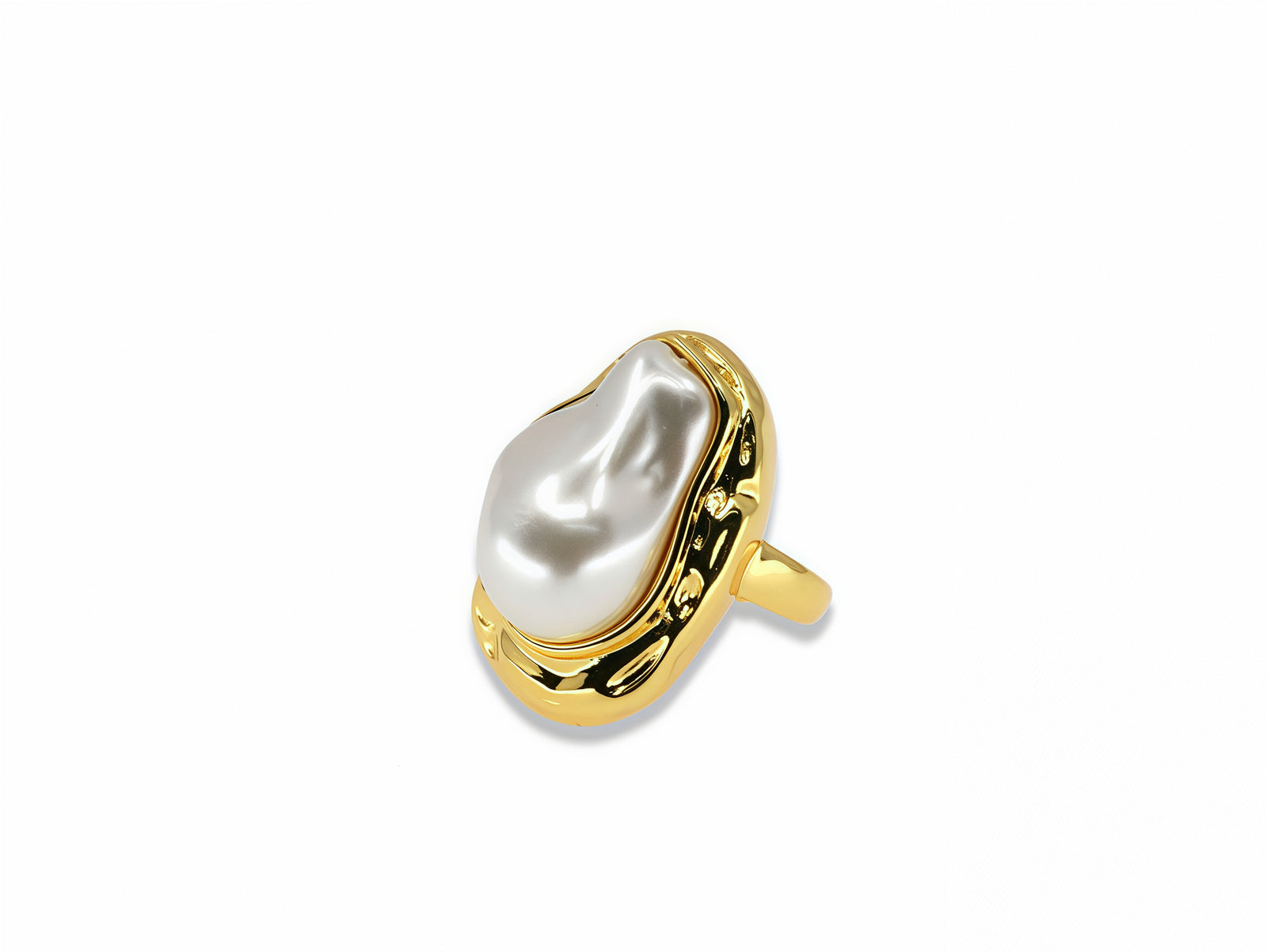 Gold Baroque Pearl Ring