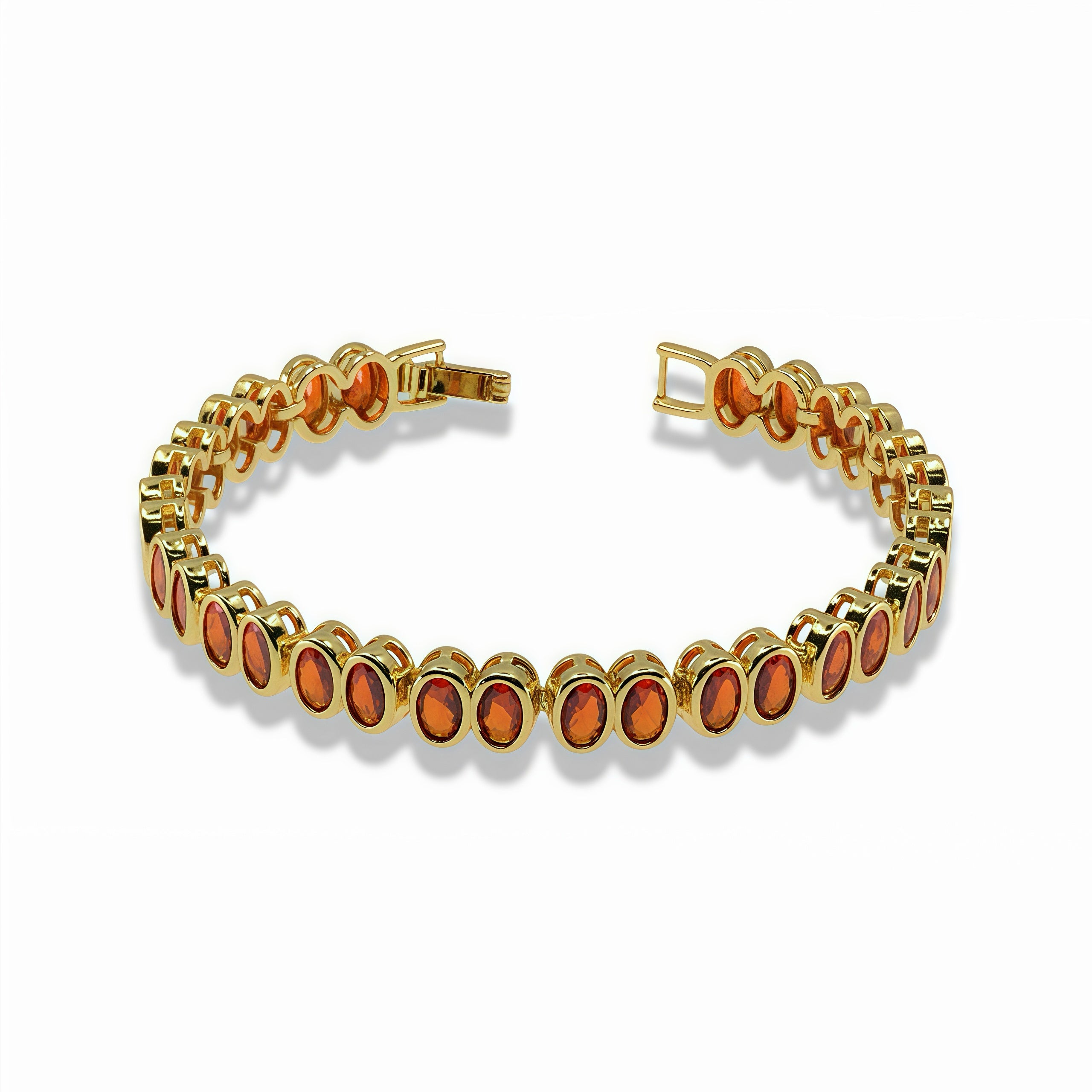Oval tennis bracelet Secondary image