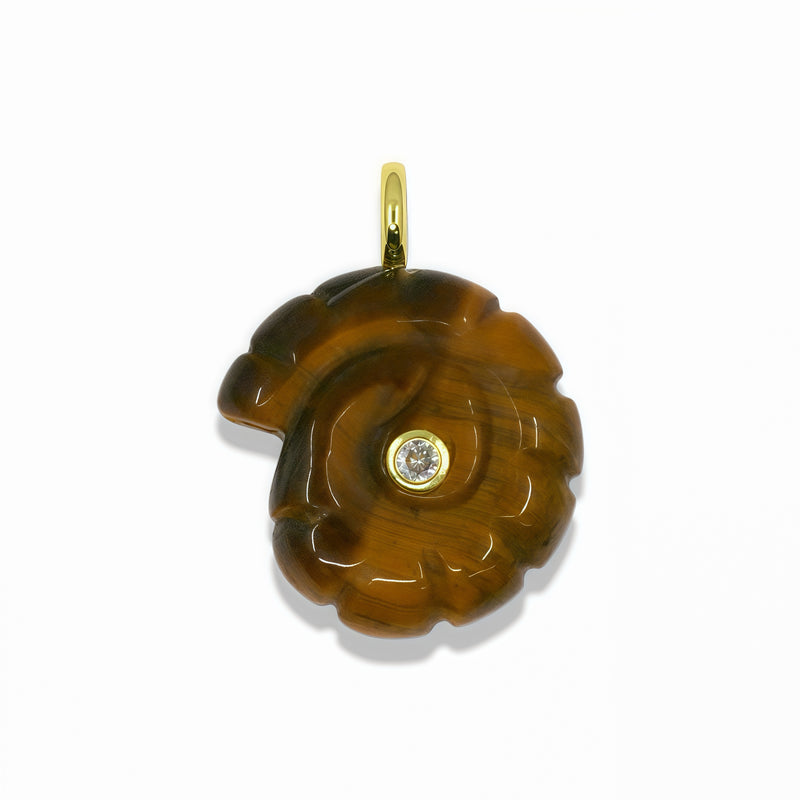 Quartz Sea Shell Pendant With 14k Gold Plated Hook