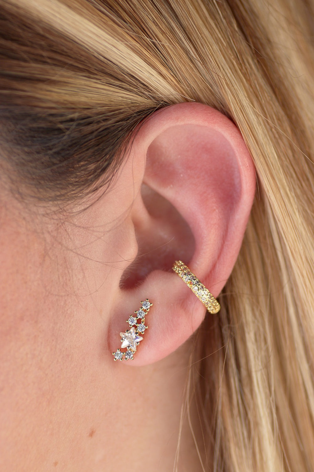 Earcuff
