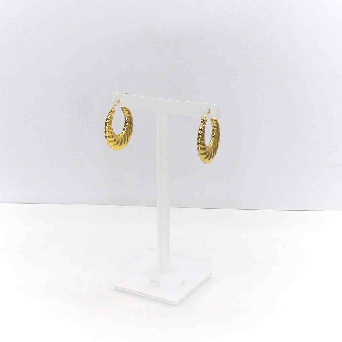 CROSSANT EARRING