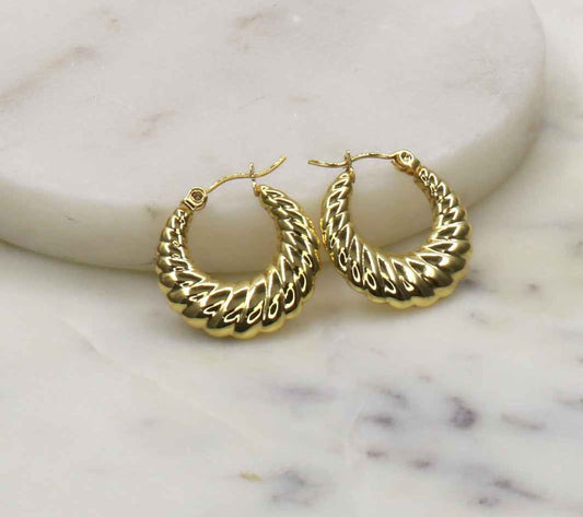 CROSSANT EARRING
