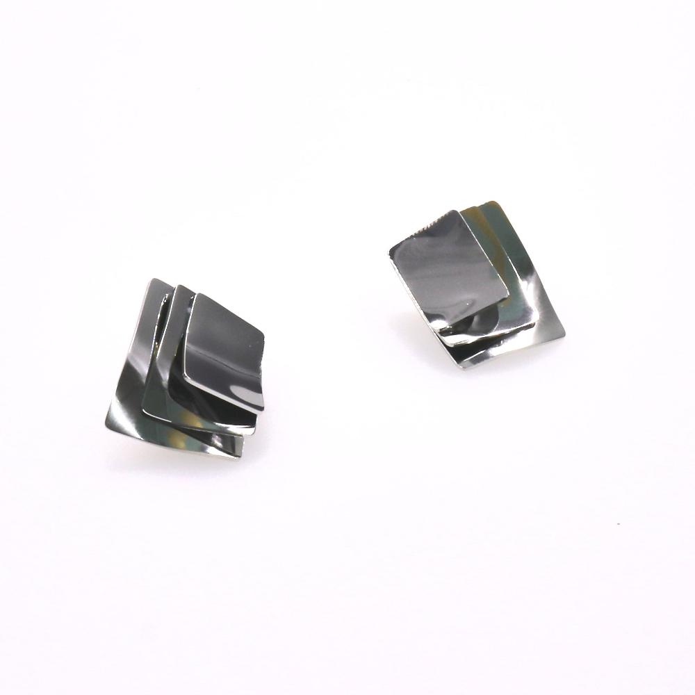 ABSTRAC EARRING