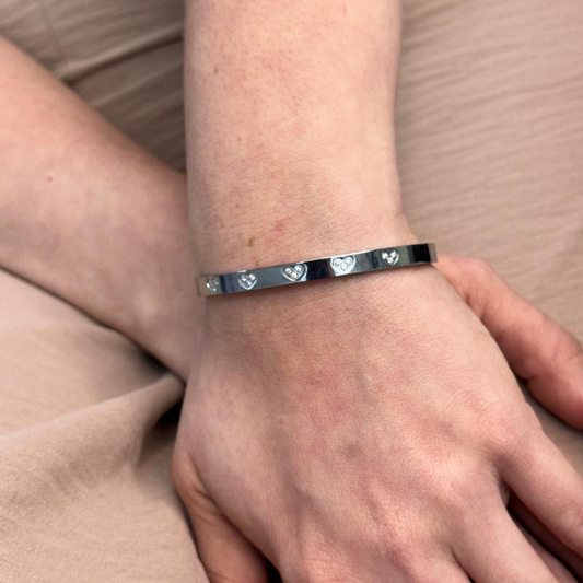 5 LOVE STEEL BANGLE