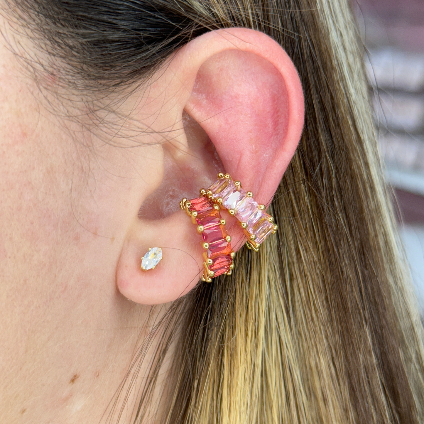 BAGUETTE COLORS EARCUFF
