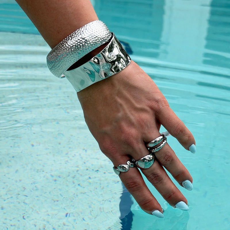 Adjustable chunky textured bracelet