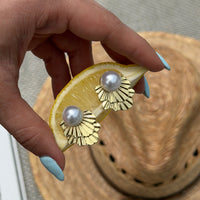 Pearl Scallop Shell Stud Earrings