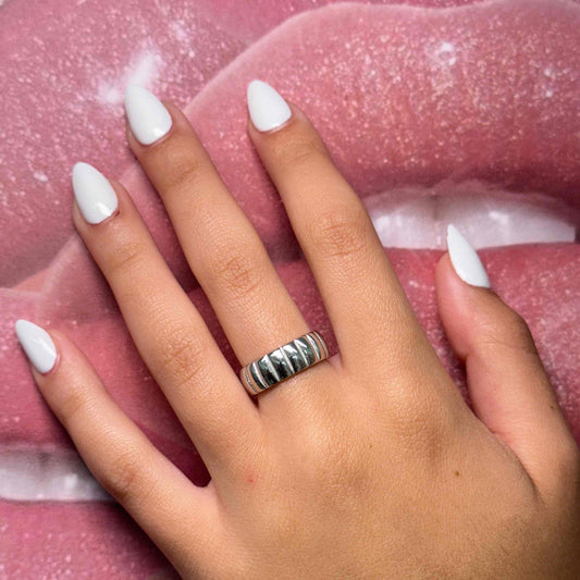 STEEL RING