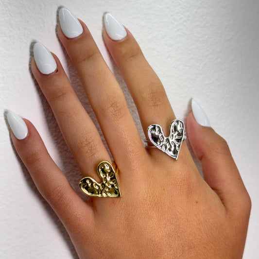 ABSTRACT HEART RING