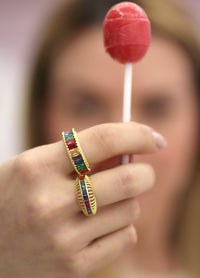 MULTICOLOR CRYSTAL BAGUETTE BAND RING