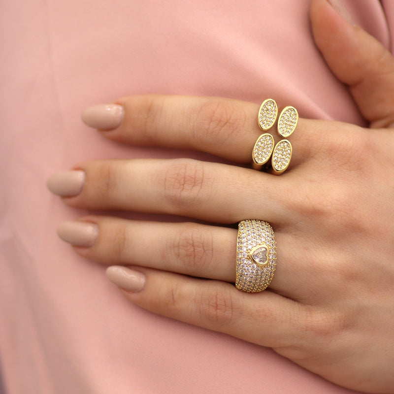 Adjustable Heart Zircon Ring Gold – Pavé Band with Micro CZ Stones & Center Heart Stone