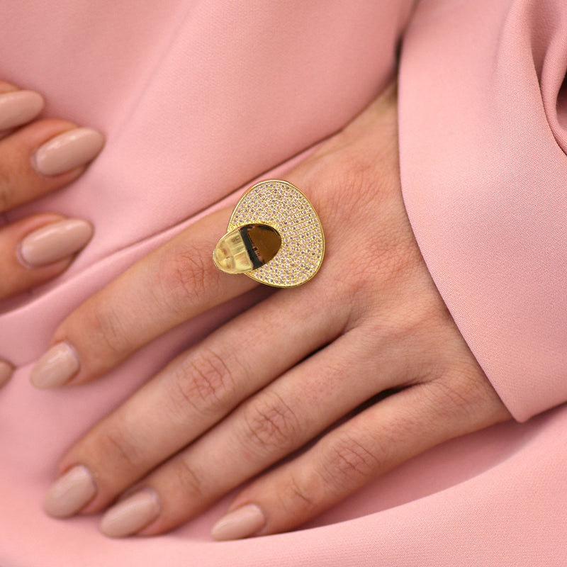 MODERN RING