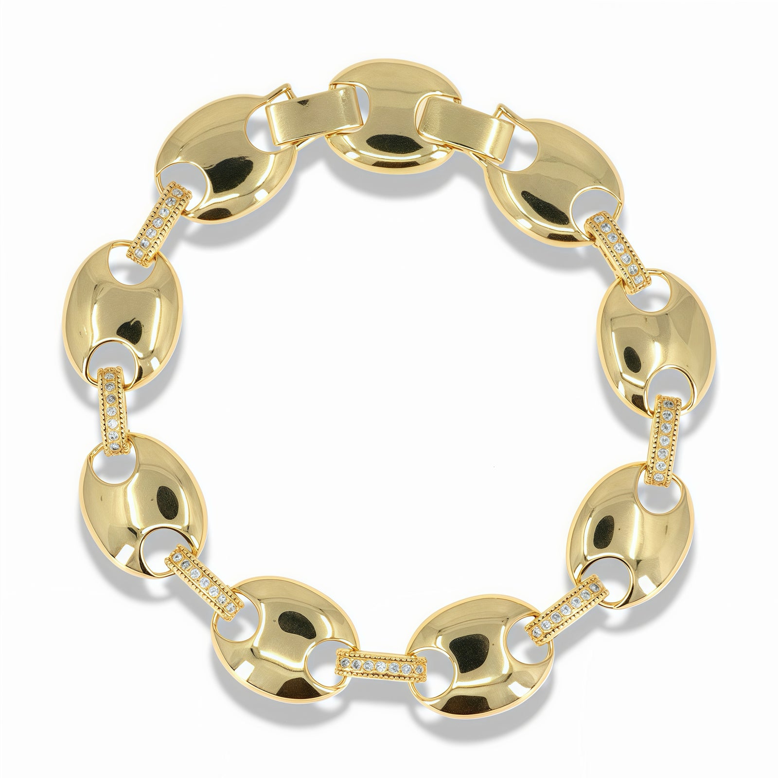 GG link bracelet with pavé line