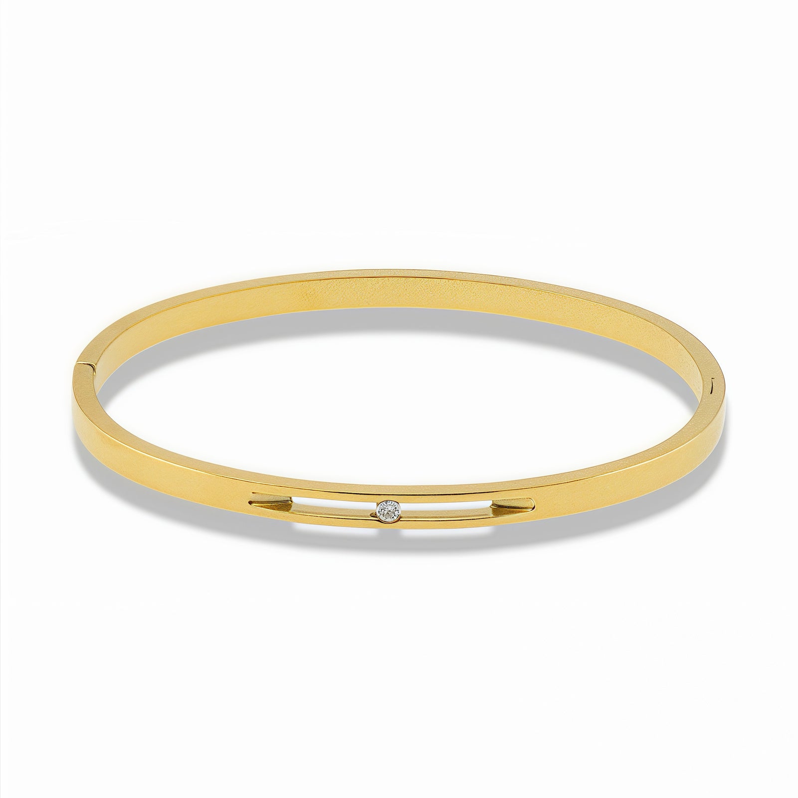 HINGED BANGLE WITH ZIRCONIA DETAIL