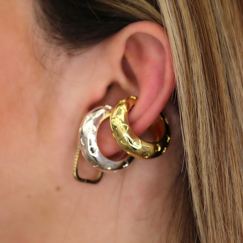 Chunky heart ear cuff