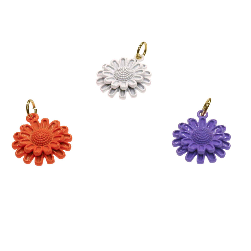 WHITE FLOWER CHARM