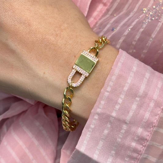 CUBAN LINK BRACELET