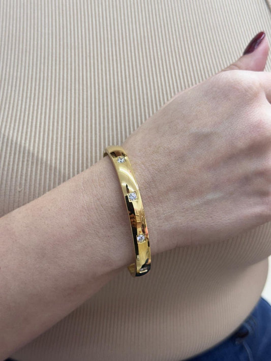 SQUARE ZIRCONIA BANGLE