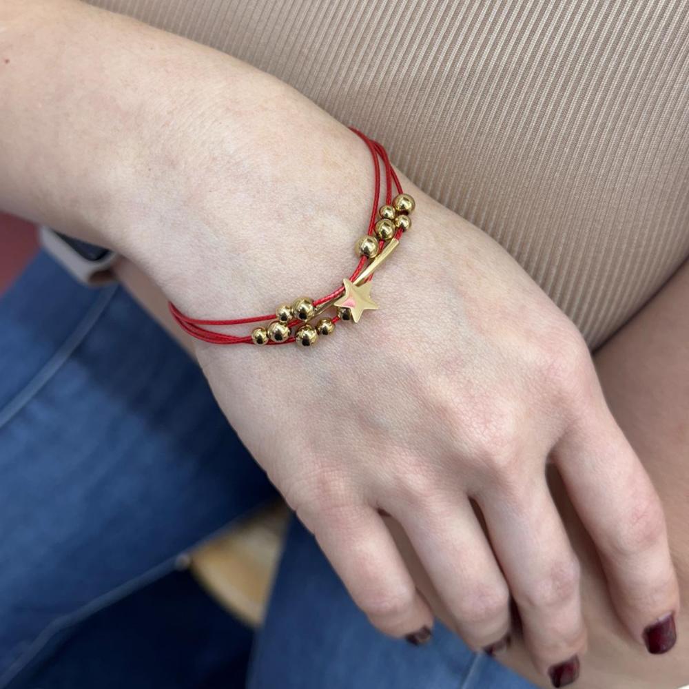 RED THREADS BRACELET