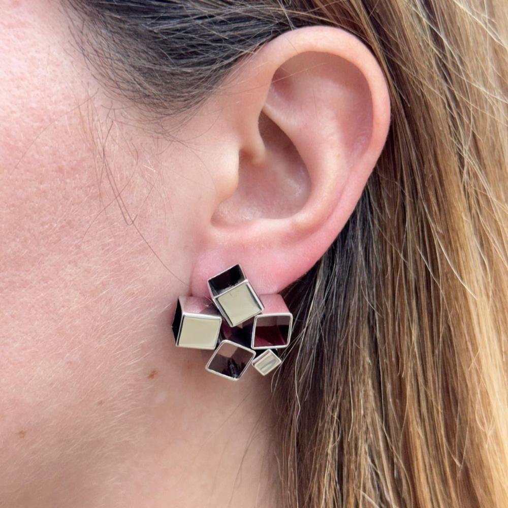 BOX EARRING