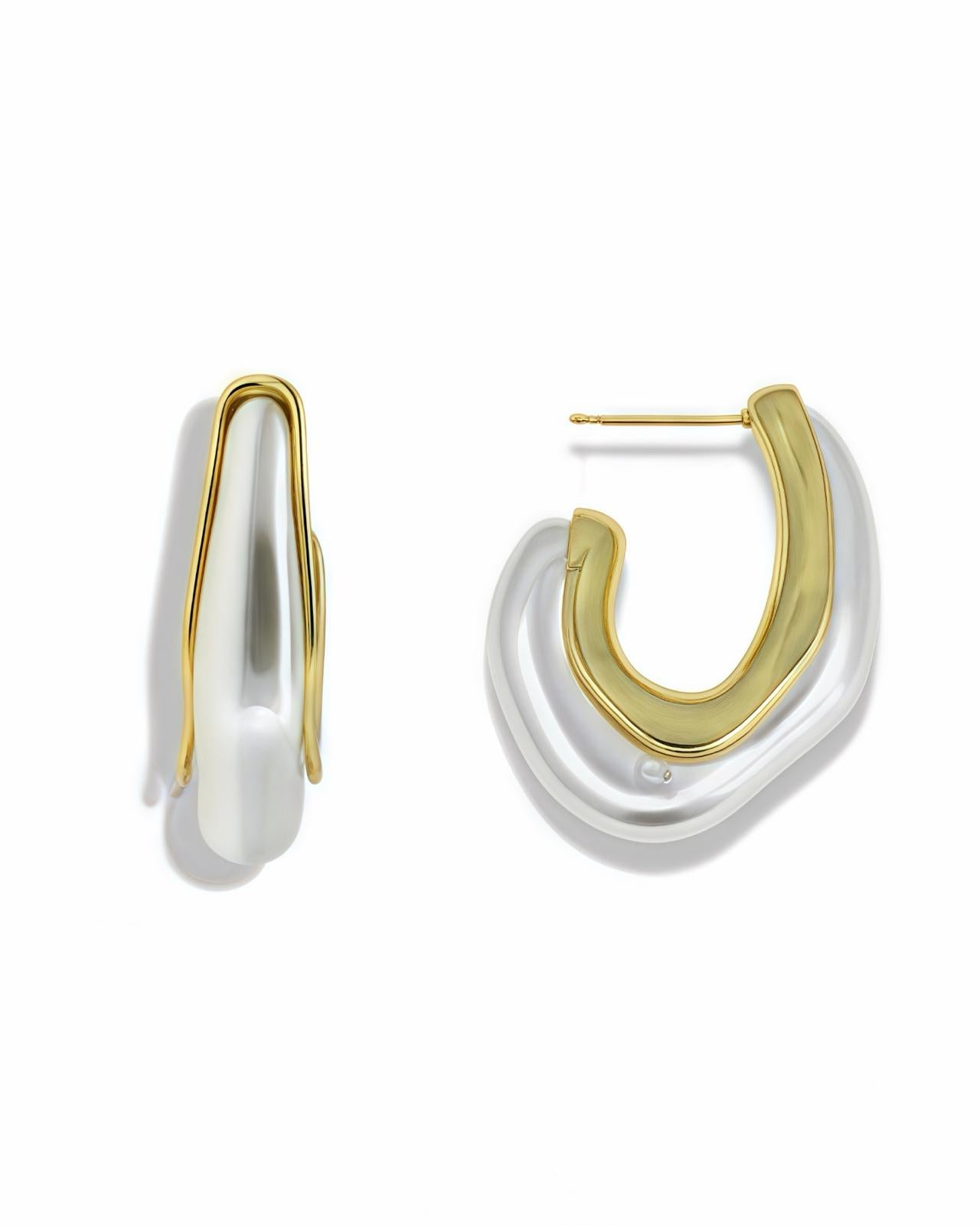 IRREGULAR PEARL J - SHAPEDE EARRINGS - GOLD CURVED STATEMENT EARRINGS