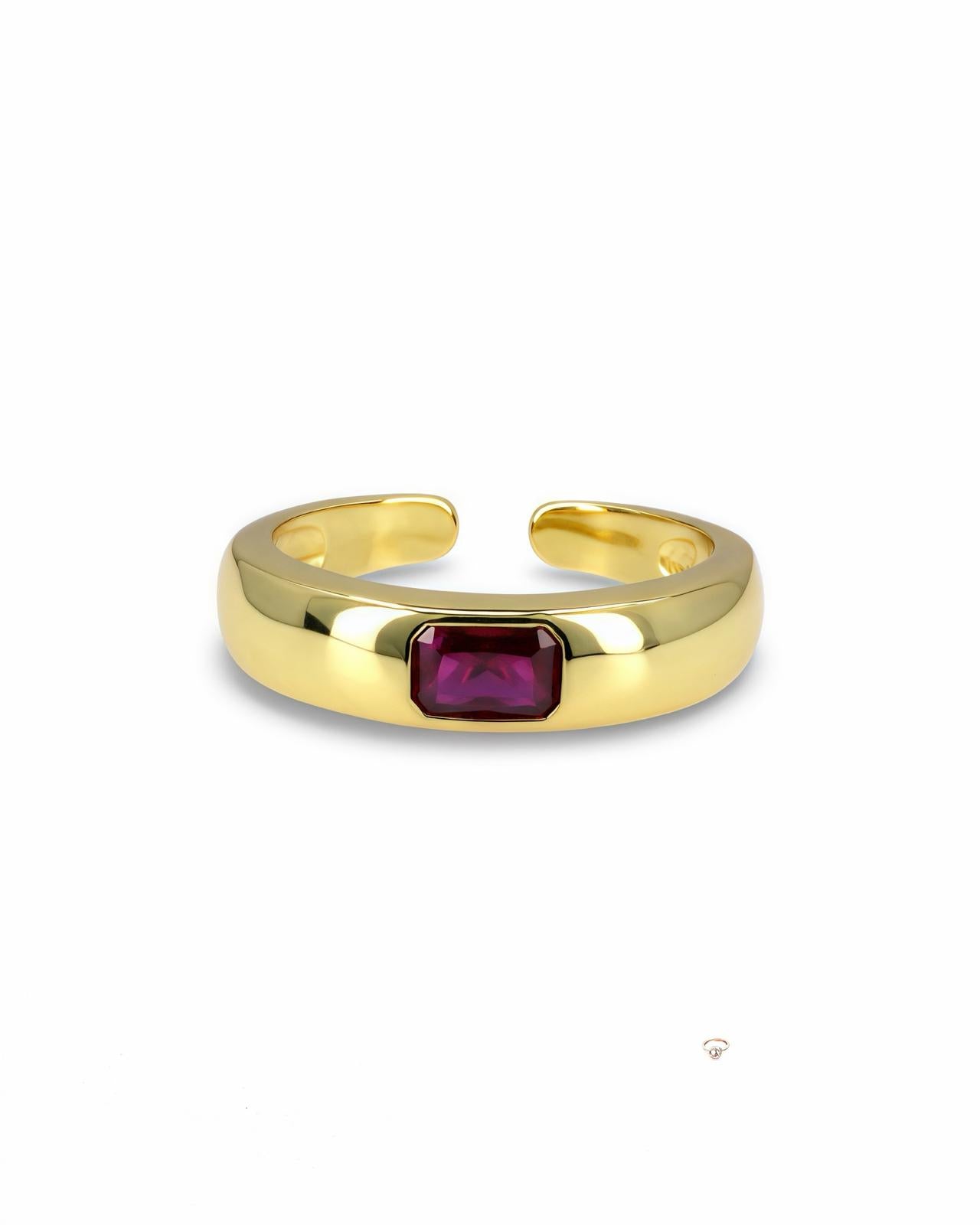 GOLD ADJUSTABLE RING WITH RECTANGULAR FUCHSIA ZIRCONIA