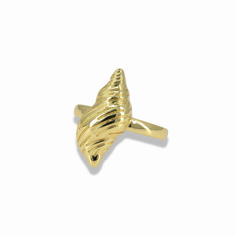 GOLD SEA SNAIL SHELL RING – ADJUSTABLE BEACH-INSPIRED DESIGN